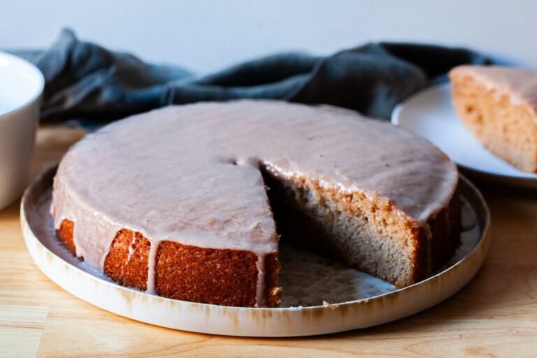 Glazed Apple Cider Doughnut Cake – Moist, Spiced & Irresistible