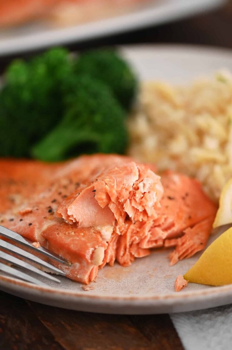 Perfect Baked Salmon Recipe – Easy, Flavorful & Healthy Dinner