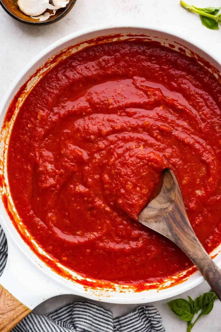 Quick & Easy Homemade Marinara Sauce Recipe with Fresh Tomatoes
