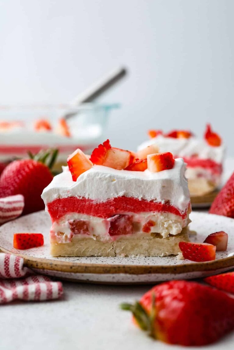 Irresistible Strawberry Delight Recipe – Easy, Creamy, No-Bake Dessert