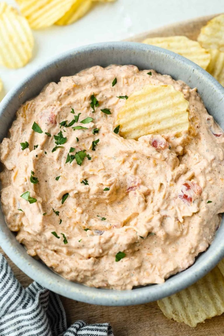 Creamy Boat Dip with Cream Cheese and Rotel – Easy Party Appetizer