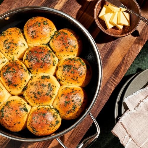 Is the HexClad Hybrid Nonstick 4.5-Quart Pan a Kitchen Must-Have? - Image 3